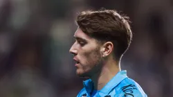 Rollheiser em campo durante jogo contra o Juventude, em 2025.