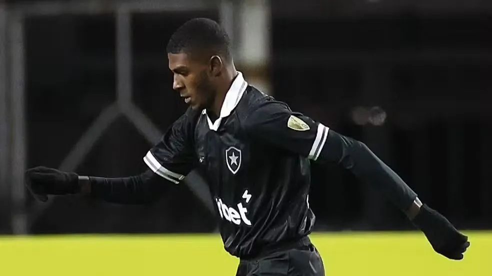 Wallace Davi em Nacional Potosí 1 x 0 Botafogo, na pré-Libertadores 2026 — Foto: Vitor Silva/BFR