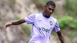 Wallace em treino. Foto: Vítor Silva/Botafogo