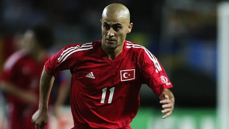 Hasan Şaş ajudou a Turquia a fazer história em 2002 (Photo by Laurence Griffiths)