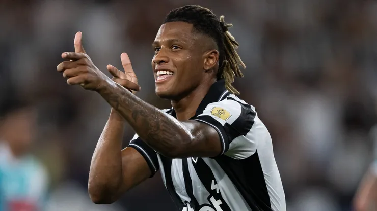 Danilo foi decisivo na vitória do Botafogo diante do Nacional Potosí