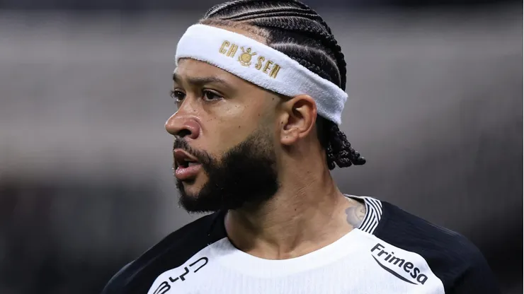 Memphis Depay deseja renovar com o Corinthians.