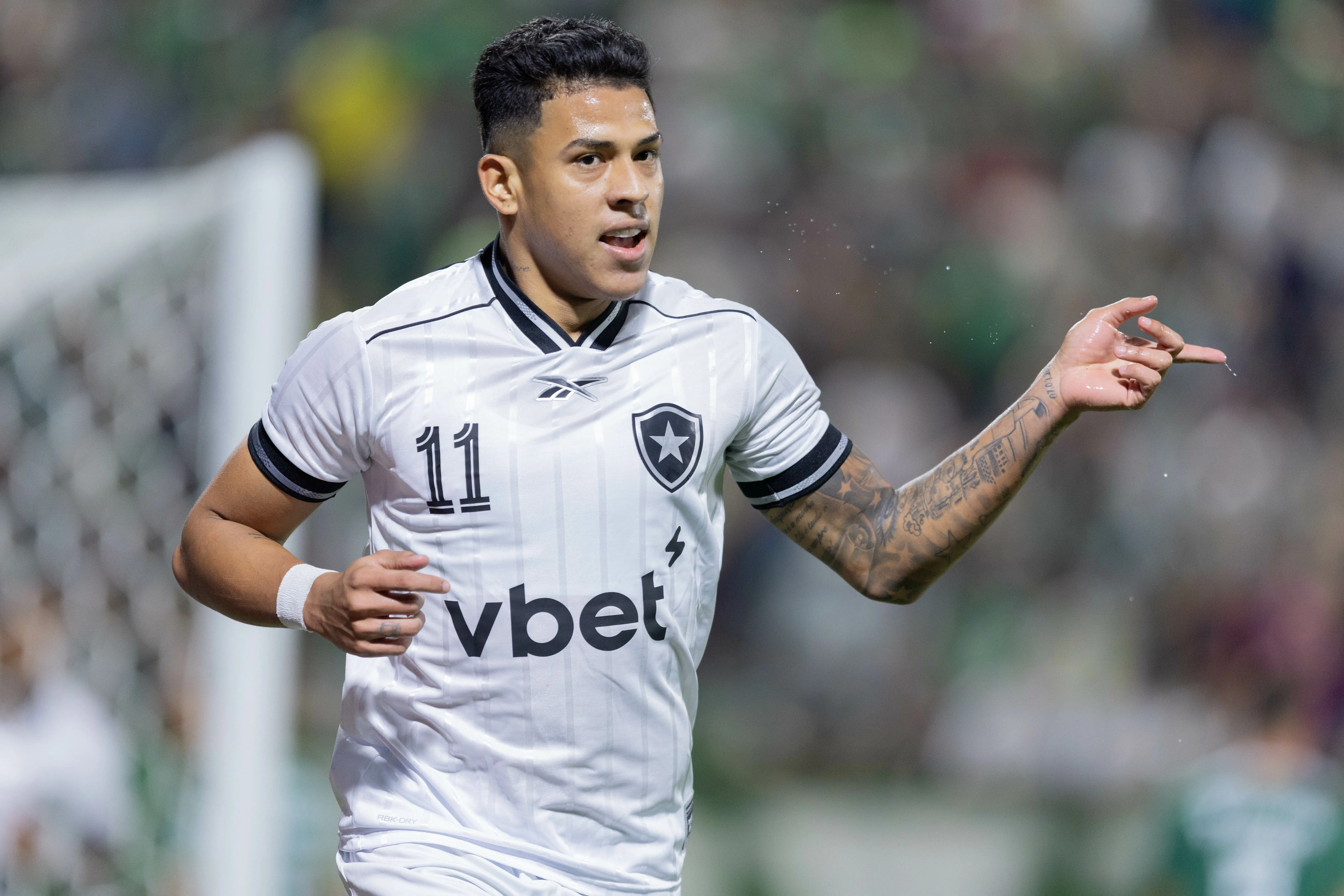 Matheus Martins tem quatro gols no Brasileirão. Foto: Liamara Polli/AGIF