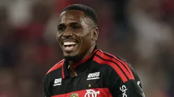 - Volante Evertton Araújo não deve permanecer no Flamengo, diz jornalista. Foto: IMAGO / ZUMA Press Wire