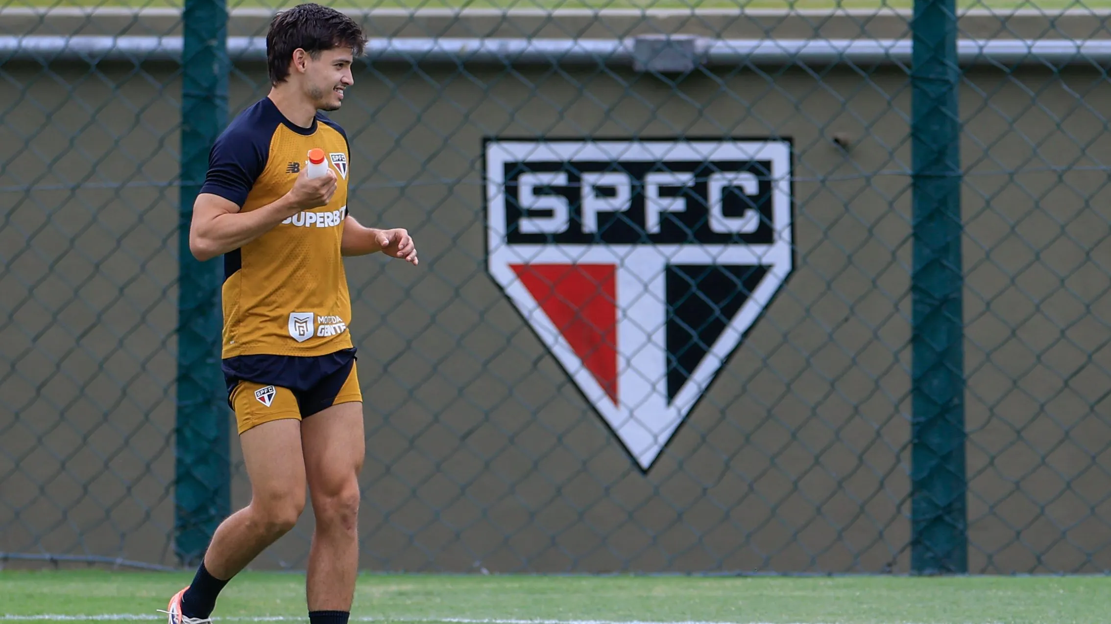 Bobadilladurante treino no  CT Barra Funda. Foto: Marcello Zambrana/AGIF