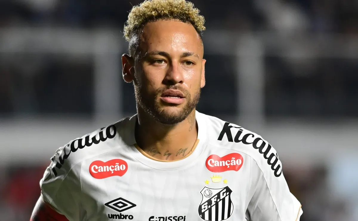 Neymar se torna fenômeno na Argentina e jornal exalta postura: “Craque em todos os sentidos”