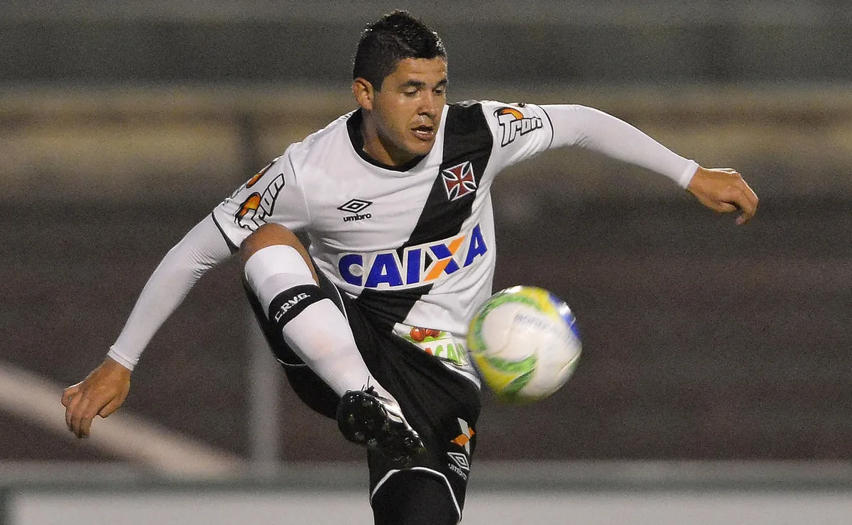 Com passagem pelo Vasco e revelado pelo Cruzeiro, Diego Renan anuncia aposentadoria aos 36 anos