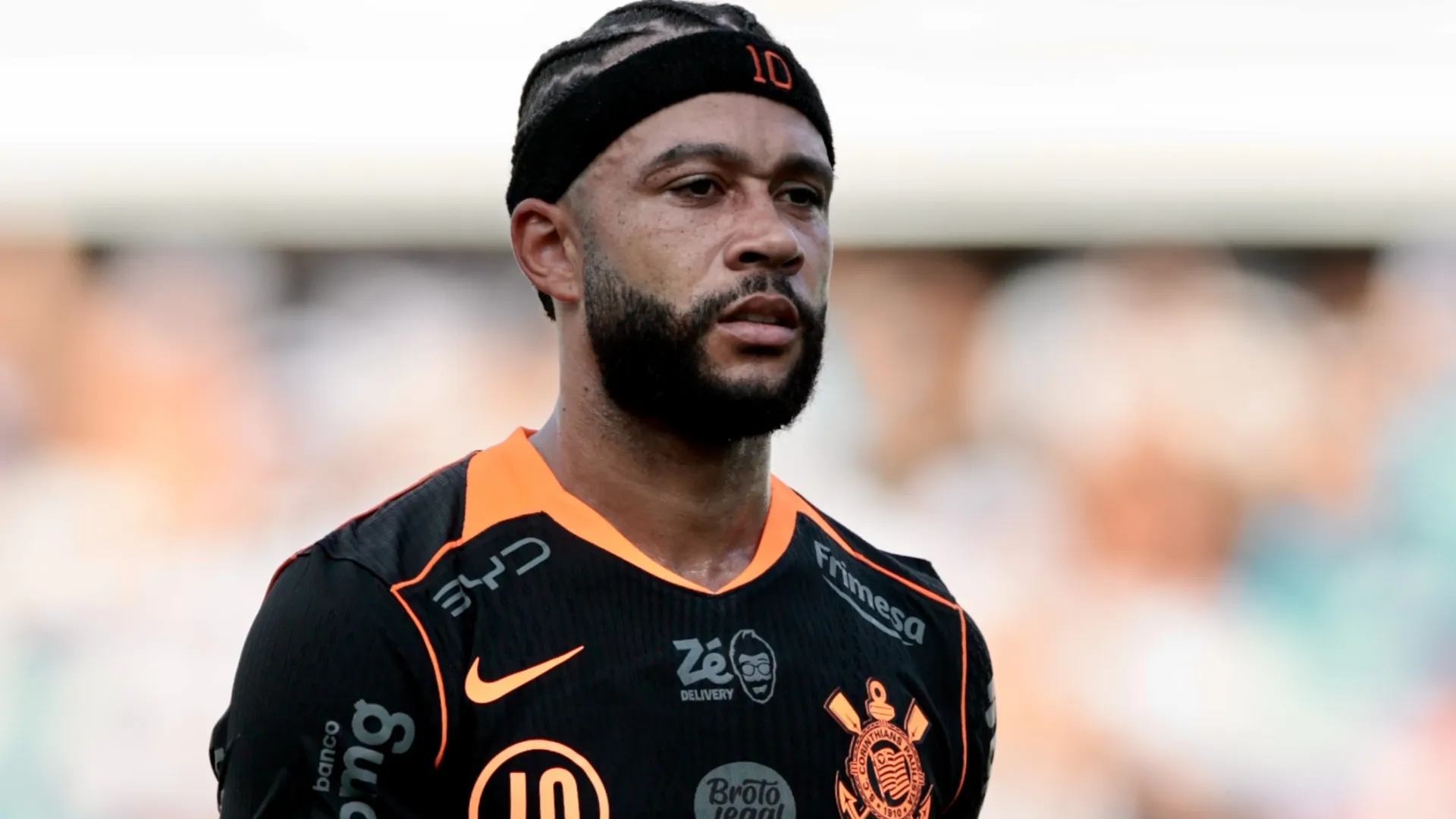 Memphis Depay pode reforçar o Timão em breve – Foto: Marcello Zambrana/AGIF