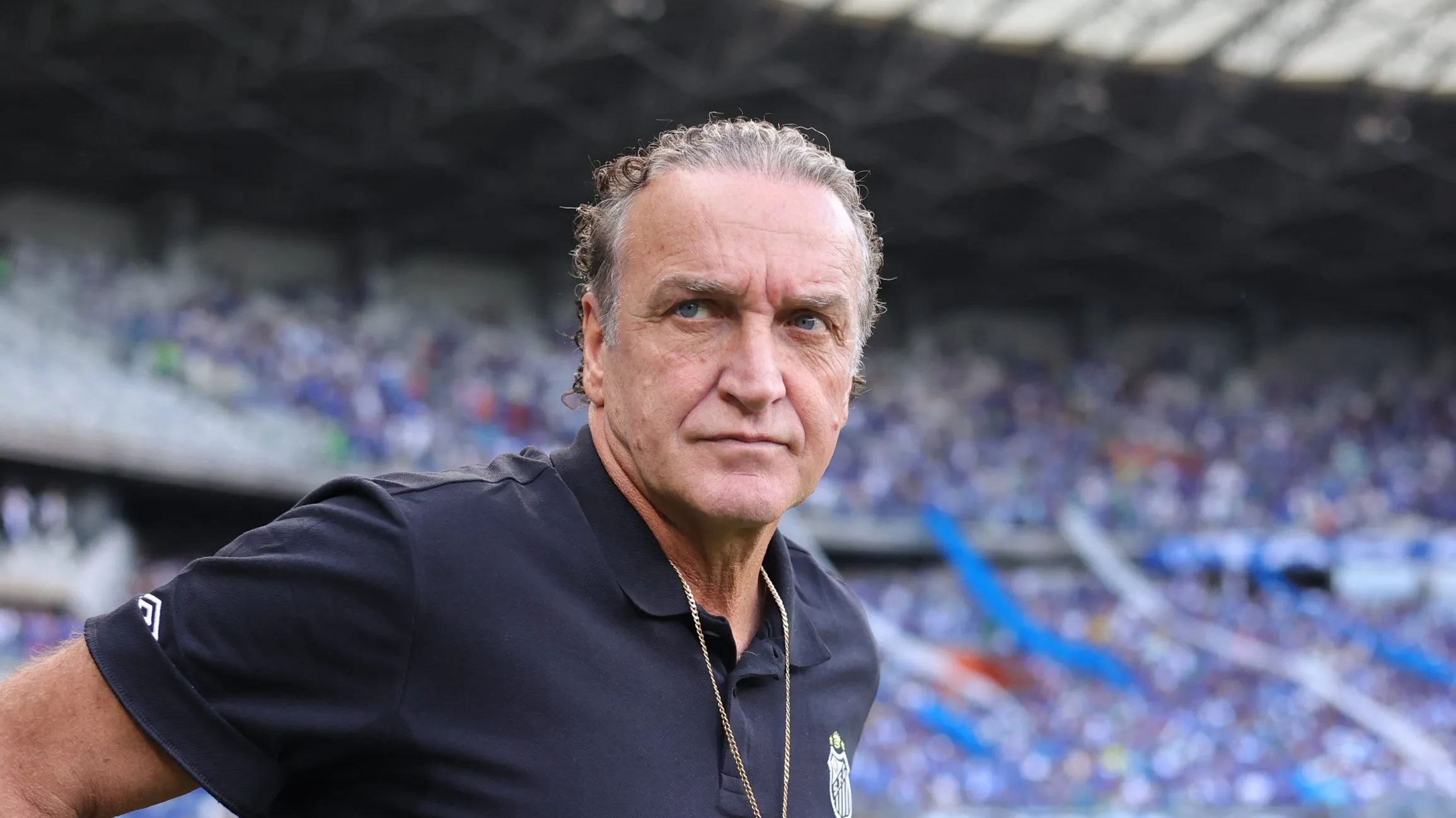 Foto: Gilson Lobo/AGIF – Cuca discute reforços com a diretoria santista.