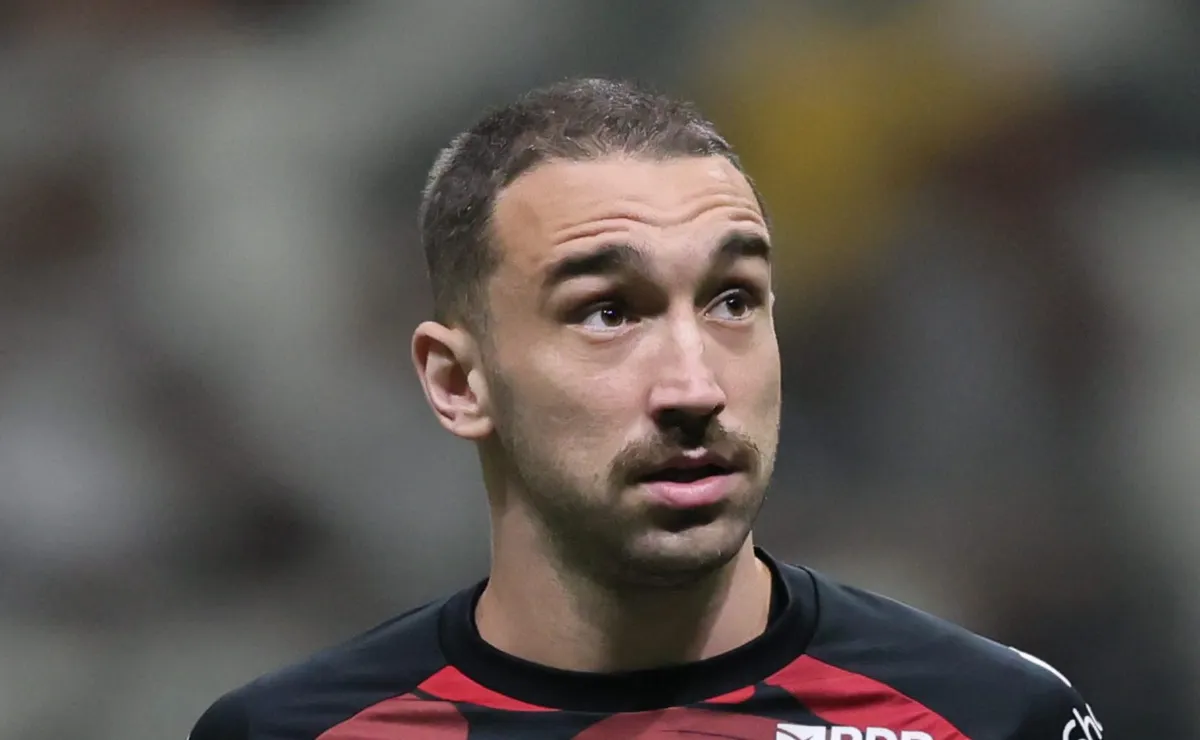 Léo Ortiz confia em força do Flamengo e sonha com Seleção: “Sempre tem a expectativa”
