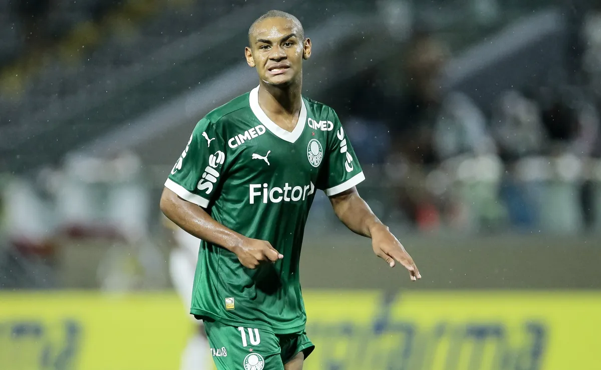 Craque Neto crava contratação de Eduardo Conceição, joia do Palmeiras, pelo Real Madrid: “Já comprou ele”