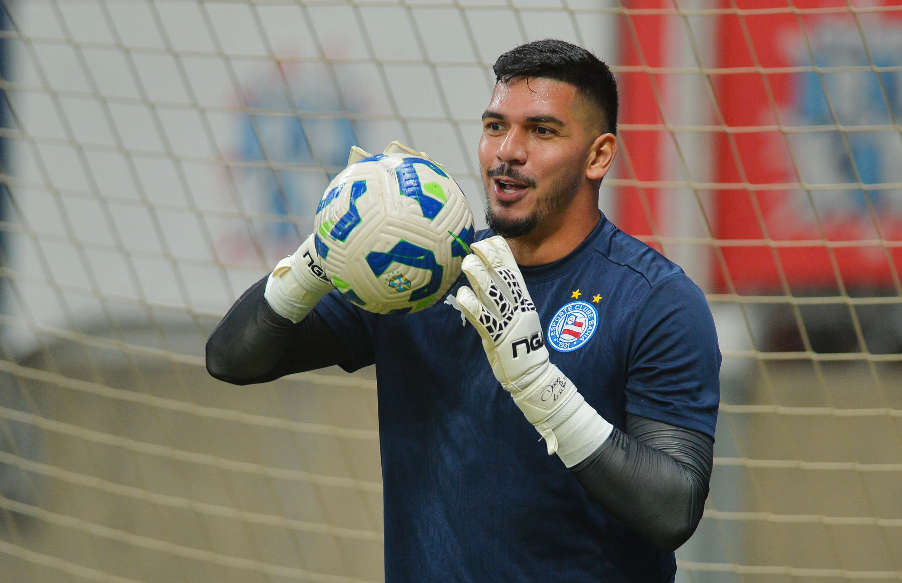 João Paulo está emprestado até o meio de 2026. Foto: Walmir Cirne/AGIF
