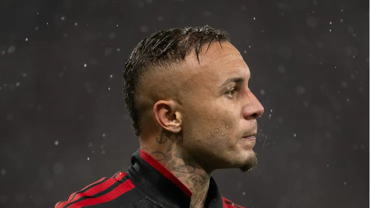 Cebolinha durante partida contra o Lanus, da Argentina.