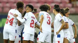 Mulheres de Aço enfrentam o Grêmio. Foto: Marlon Costa/AGIF