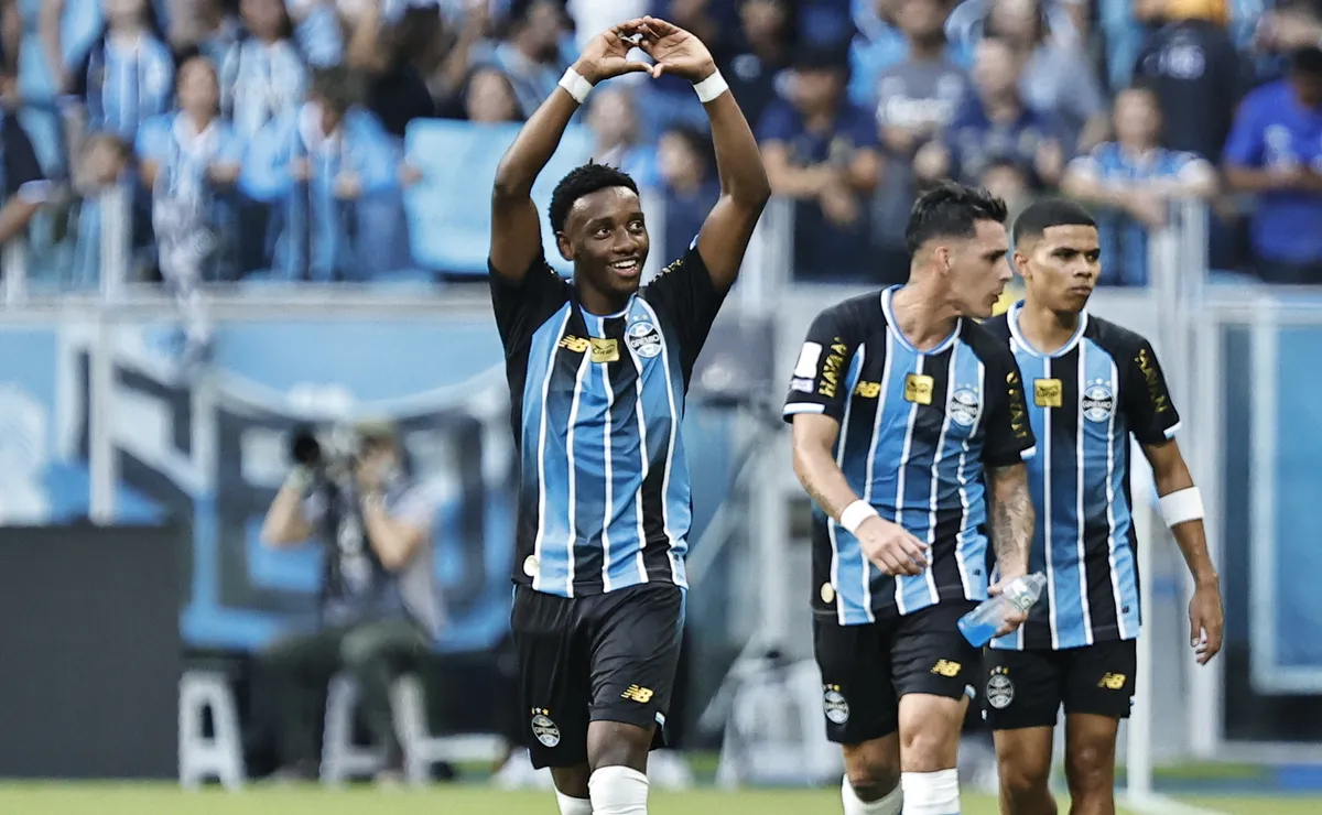 Em recuperação com Luís Castro, Grêmio visita o lanterna Palestino pela Sul-Americana