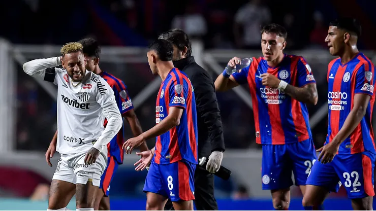 Neymar em Santos x San Lorenzo - Foto: Marcelo Endelli/Getty Images