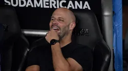 RJ - RIO DE JANEIRO - 28/04/2026 - COPA SUL-AMERICANA 2026, BOTAFOGO X INDEPENDIENTE PETROLERO - Franclim Carvalho tecnico do Botafogo durante partida contra o Independiente Petrolero no estadio Engenhao pelo campeonato Copa Sul-Americana 2026. Foto: Thiago Ribeiro/AGIF