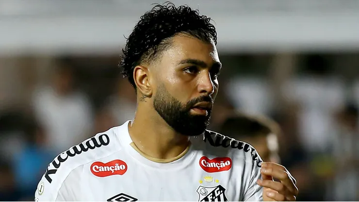 Gabigol jogador do Santos durante partida contra o Coritiba no estadio Vila Belmiro pelo campeonato Copa Do Brasil 2026. Foto: Mauricio De Souza/AGIF