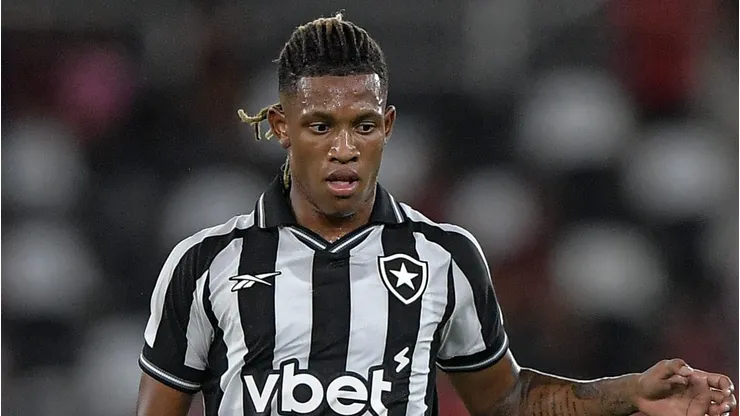 - Danilo é cobiçado por Palmeiras e Flamengo, além do futebol europeu