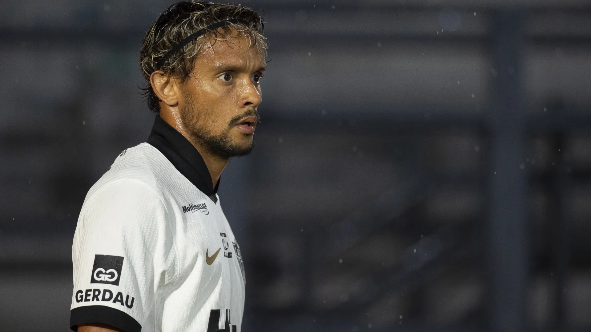 Scarpa deve ser titular nesta quarta-feira (29) – Foto: Anderson Romão/AGIF