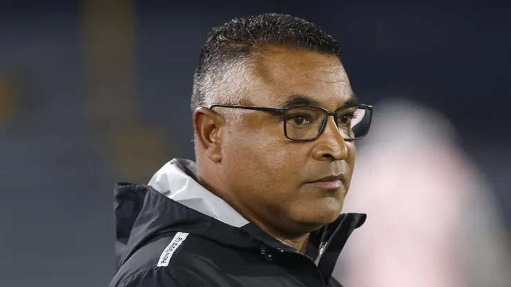 Roger durante partida no Estádio El Campín