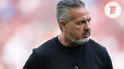 José Boto diretor de futebol do Flamengo no Maracanã com a equipe