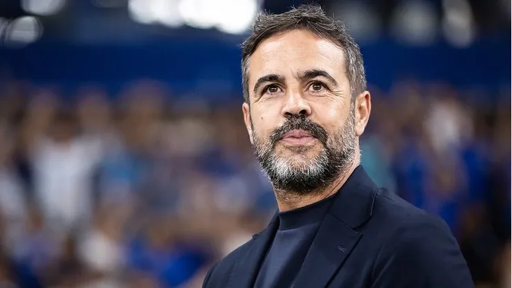 Artur Jorge é o técnico do Cruzeiro. Foto: Gustavo Aleixo/Cruzeiro