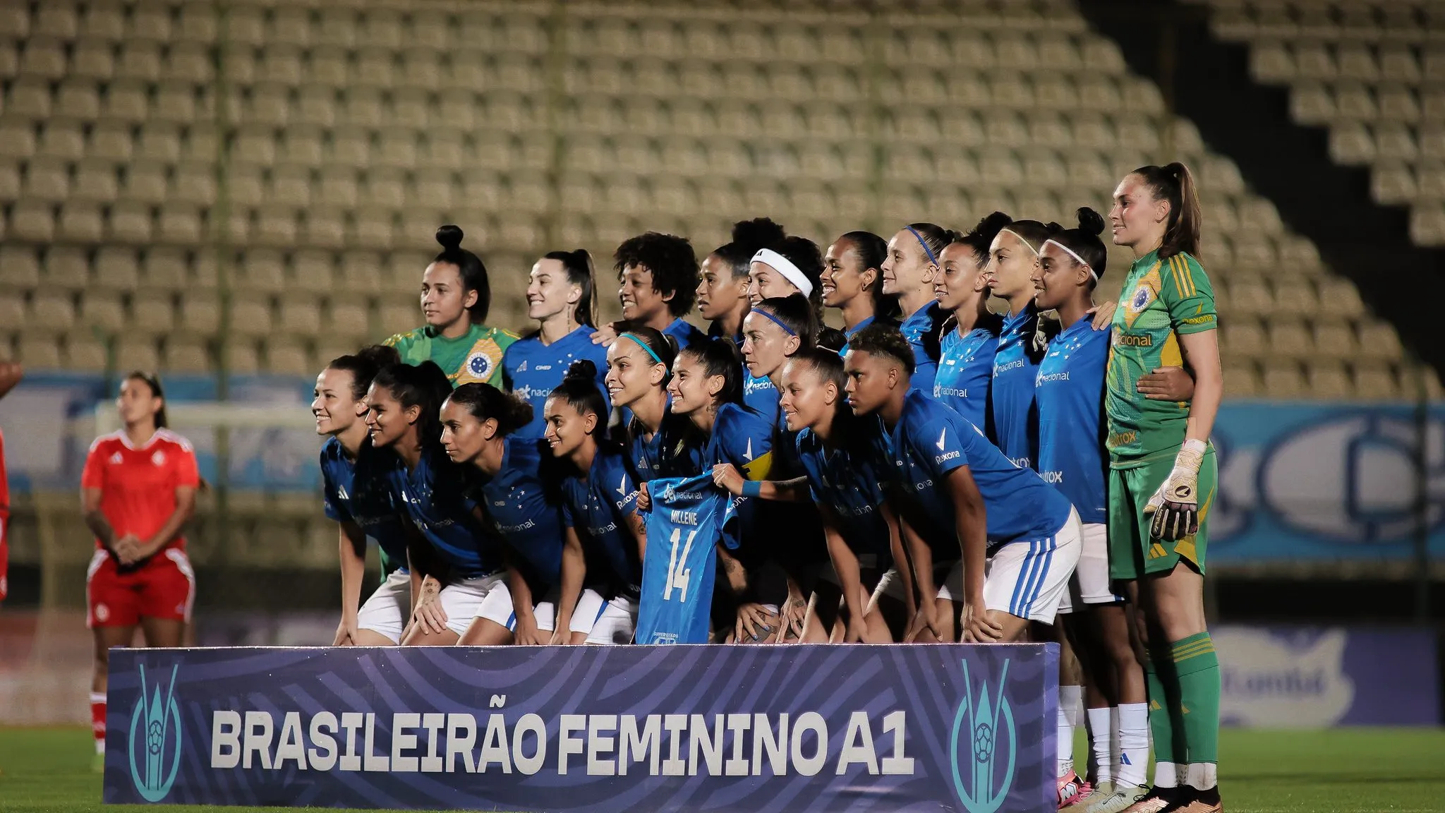 Time feminino do Cruzeiro em campo pelo Brasileirão Feminino