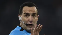 - O arbitro Esteban Ostojich