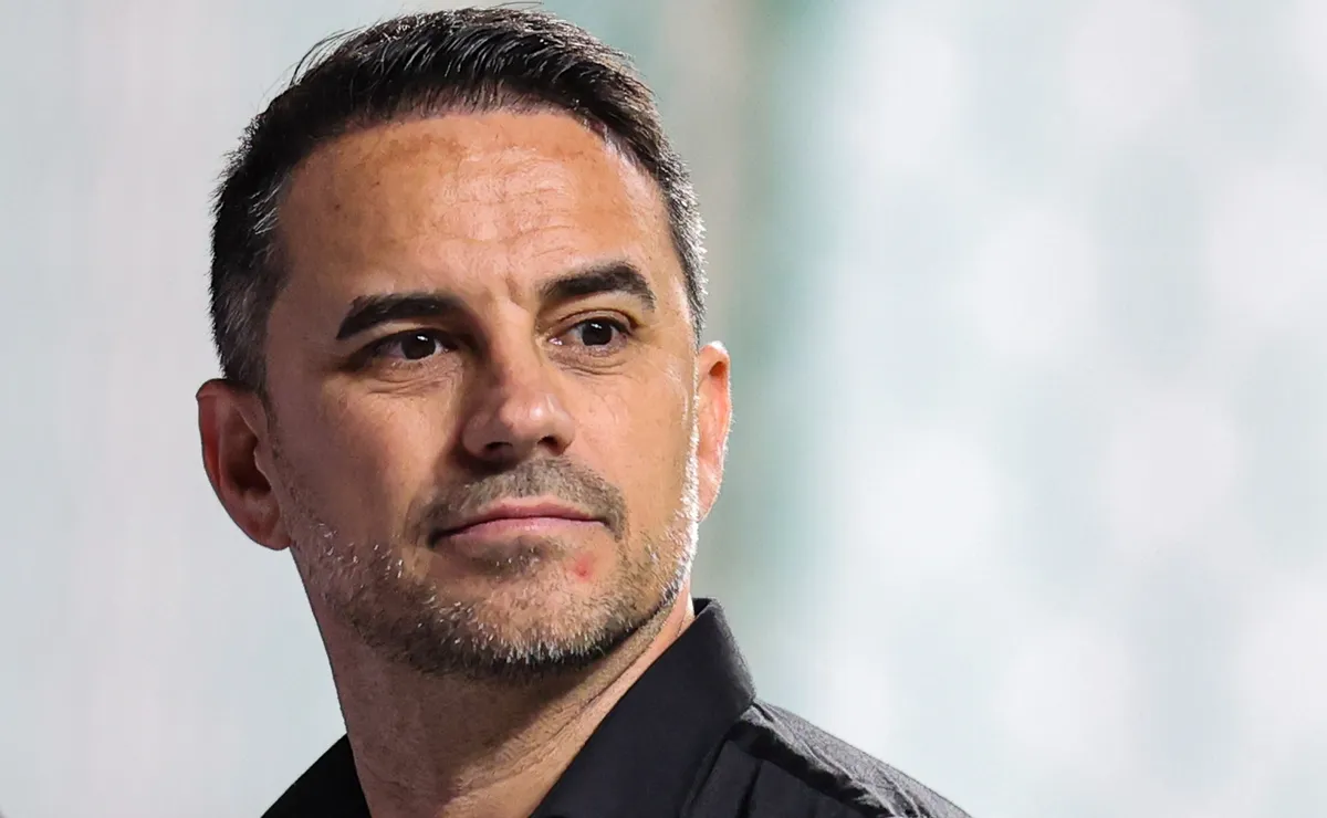 Atlético-MG acertando o retorno de Rodrigo Caetano na vaga de Paulo Bracks é descartado por Jorge Nicola