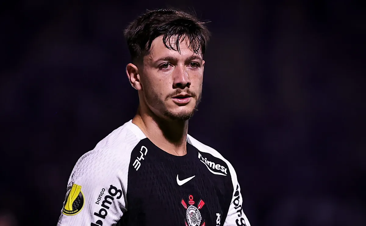 Garro cresce no Corinthians com Diniz e iguala número de assistências de 2025