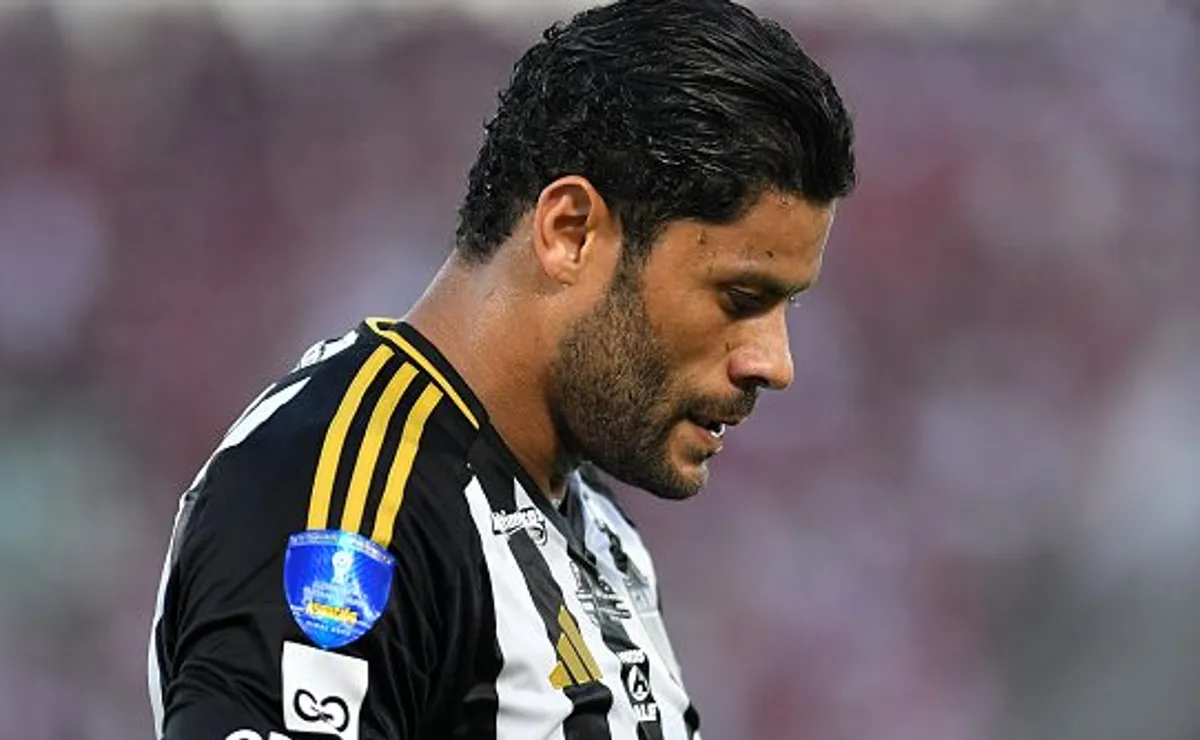 ￼Elenco do Fluminense reprova vinda de Hulk e cobra outras prioridades