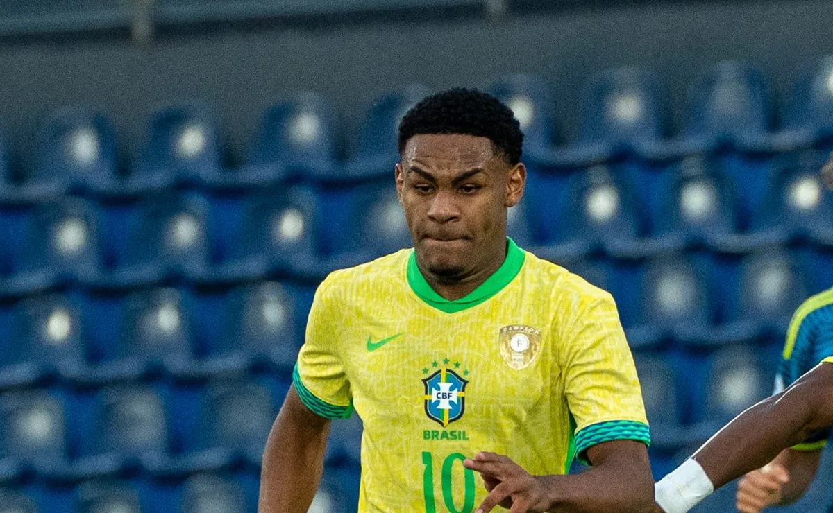 Barcelona desiste de Eduardo Conceição e Palmeiras negocia com United e Manchester City