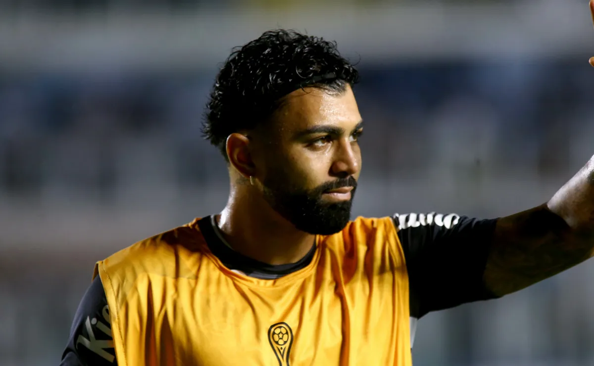 Gabigol atropela Neymar em gols e dispara na artilharia isolada do Santos nesta temporada