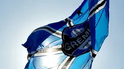Bandeira Grêmio. Foto: Ricardo Rimoli/AGIF