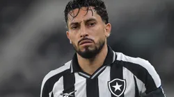 Lateral deu a sua opinião - Foto: Thiago Ribeiro/AGIF.