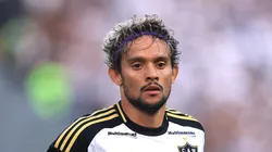Scarpa durante jogo do Atlético em São Januário.