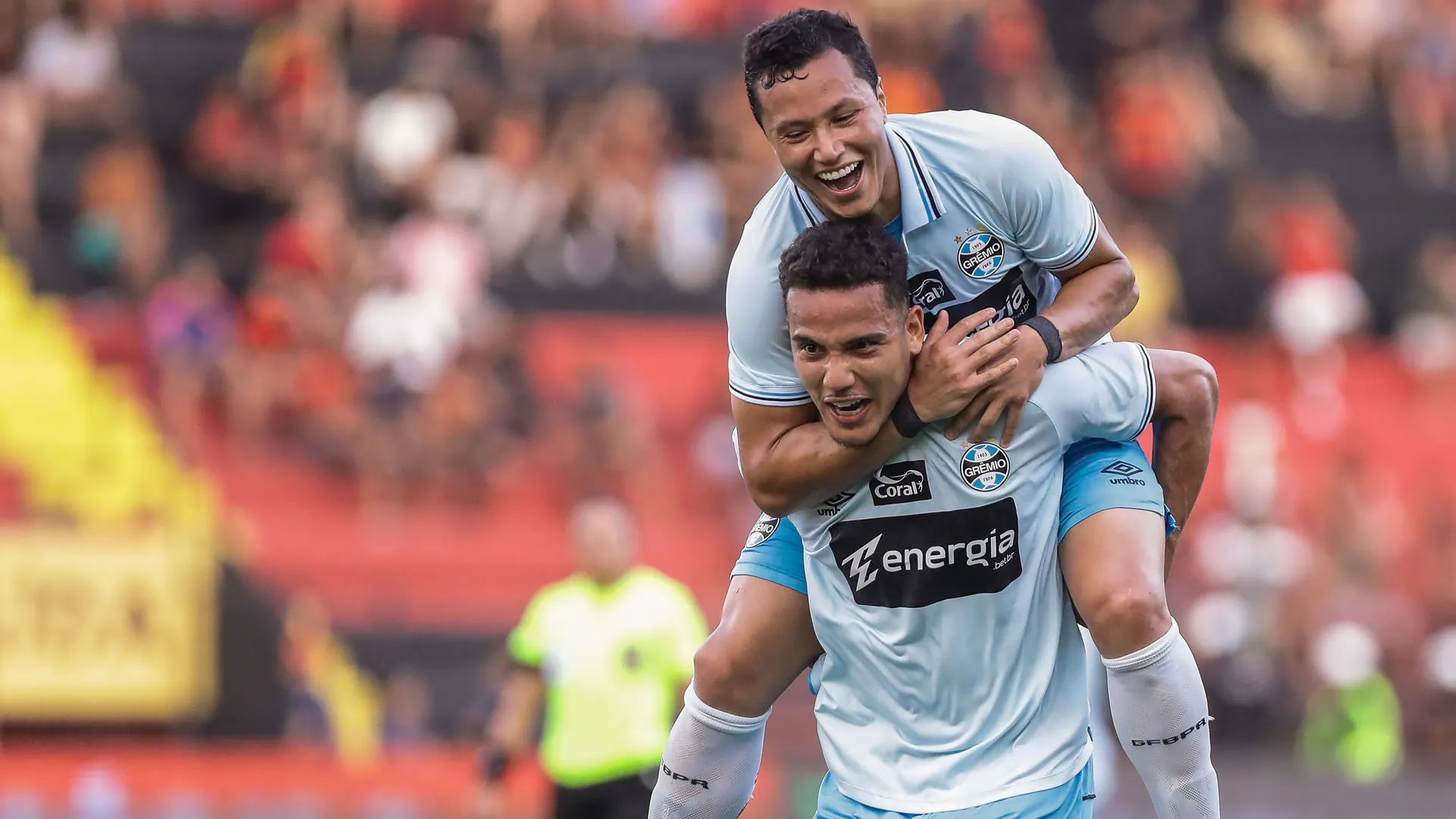 Contra um adversário de expressão, última vitória fora foi em dezembro – Foto: Rafael Vieira/AGIF