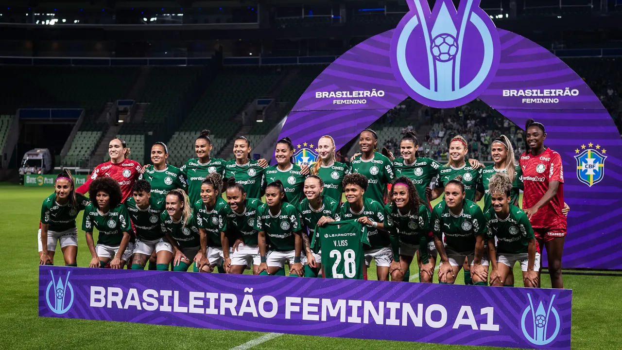 Time feminino do Palmeiras em campo pelo Brasileirão Feminino