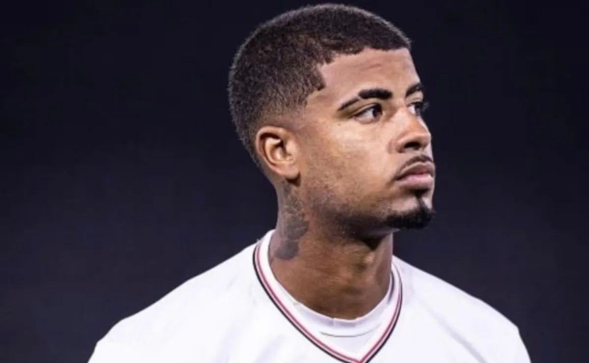 Cria do São Paulo, Matheus Ferreira ganha força e vira solução para o meio-campo tricolor