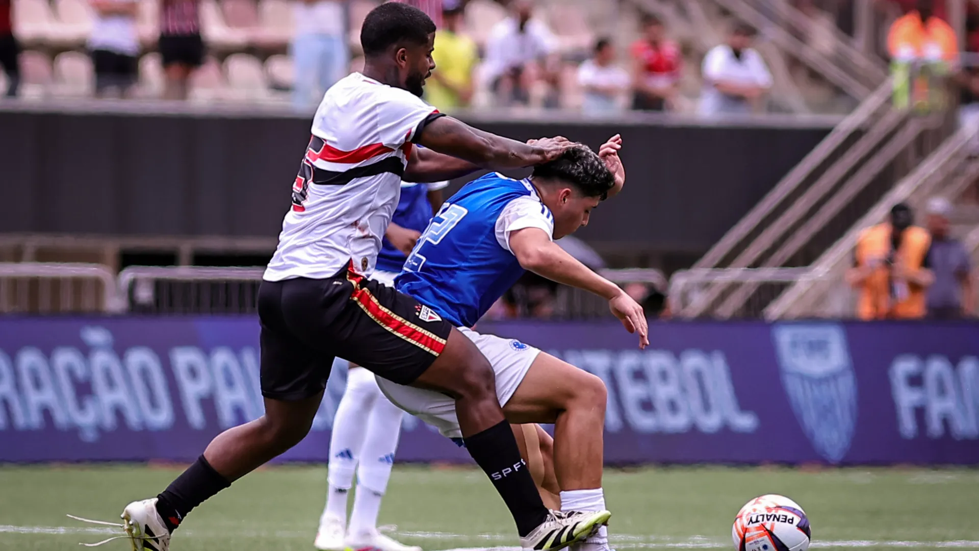 Matheus Ferreira durante a final da Copinha neste ano – Foto: Fabio Giannelli/AGIF