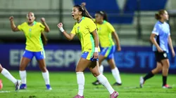 Helena comemorando gol de pênalti. Foto: Staff Images/CBF