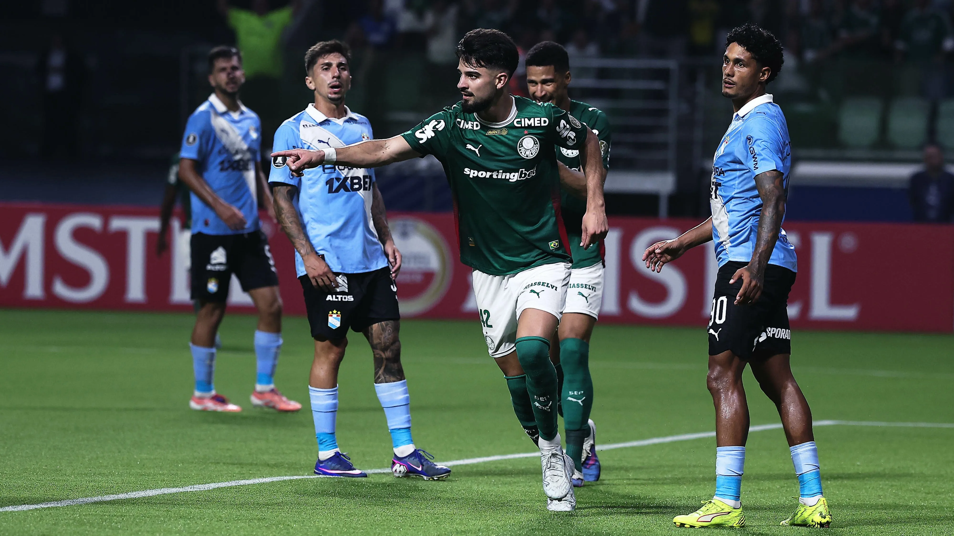 Flaco López é uma das esperanças de gols do Palmeiras- Foto: Ettore Chiereguini/AGIF.