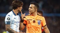 Chileno Piero Maza apitou Racing x Flamengo na semifinal da Libertadores 2025 e expulsou Plata de forma polêmica