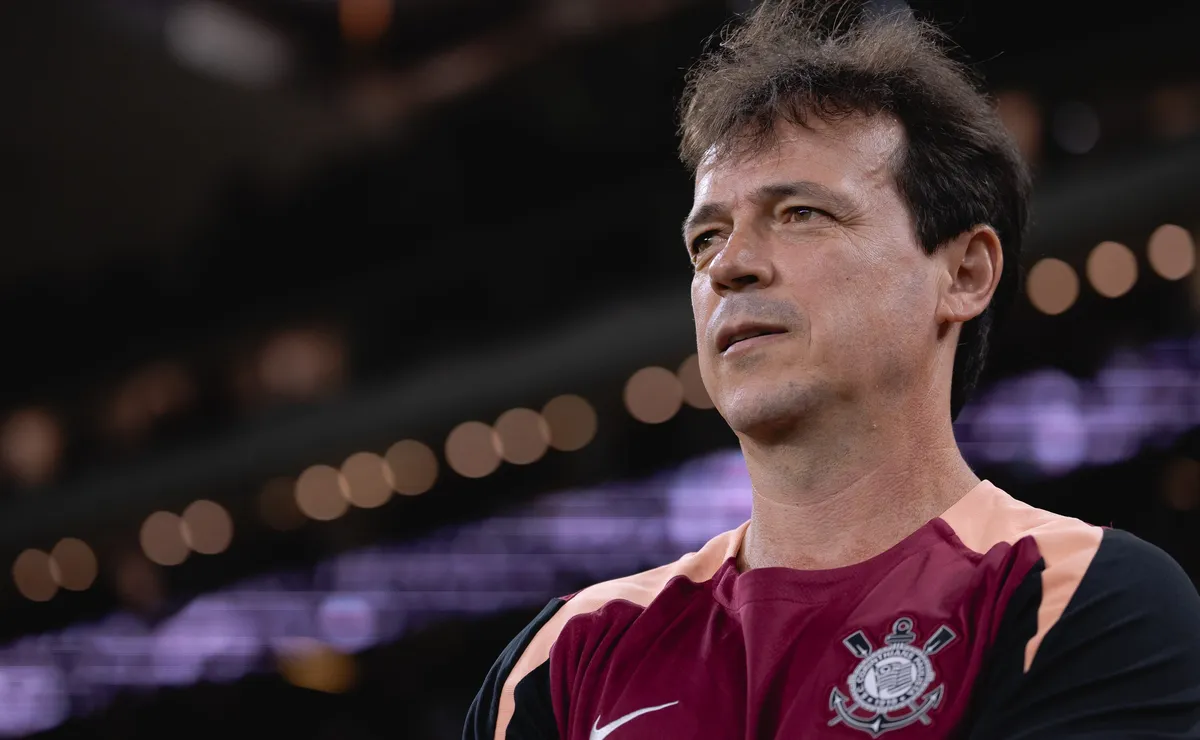 Corinthians encerra preparação e define provável escalação para enfrentar o Peñarol pela competição