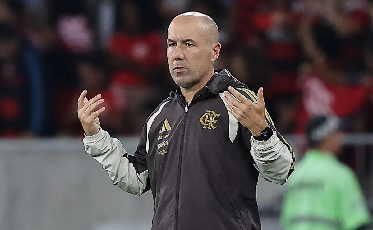 Estratégia reativa de Leonardo Jardim não funciona e Flamengo deixa pontos contra Estudiantes na Argentina