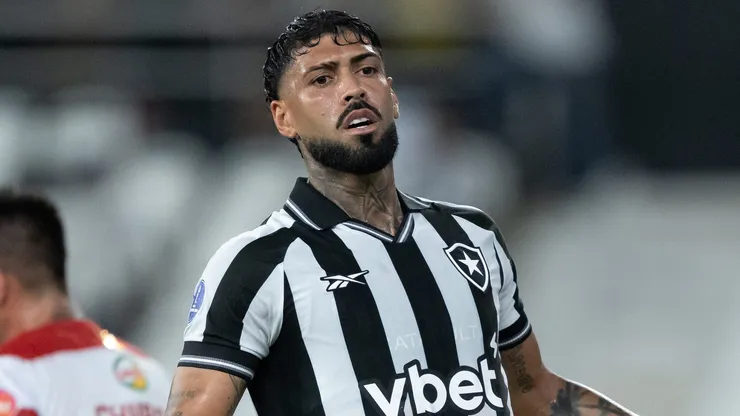 Barboza jogador do Botafogo durante partida contra o Independiente Petrolero no estadio Engenhao pelo campeonato Copa Sul-Americana 2026.