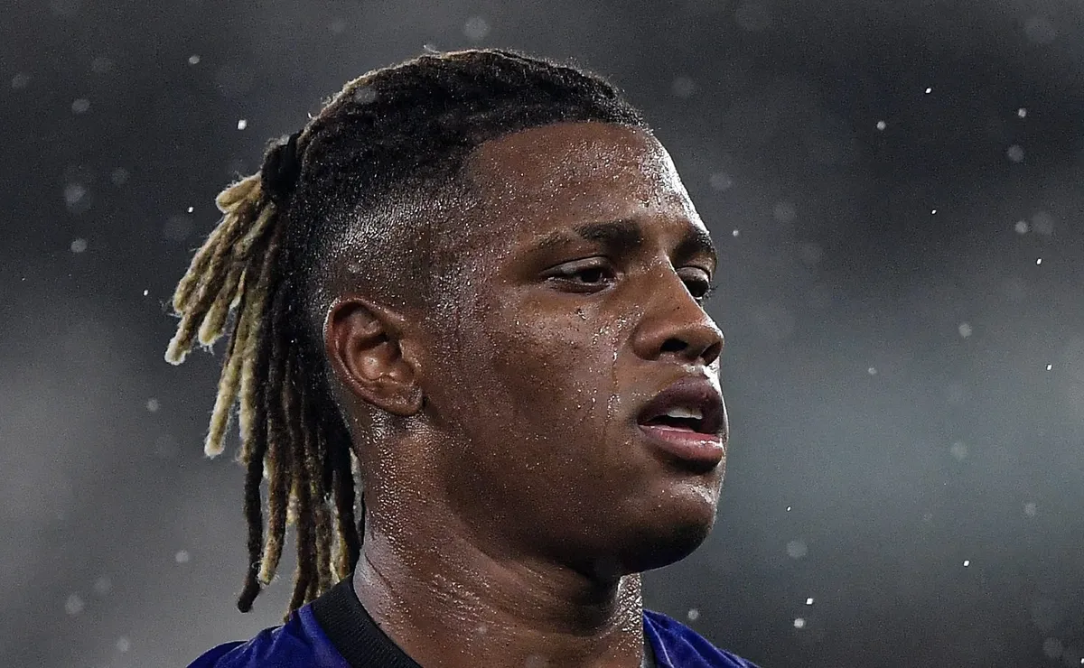 Botafogo projeta venda de Danilo por 40 milhões de euros e vê Fulham e Zenit acenarem com 30 milhões