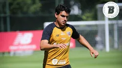 Lateral tem treinado como meio-campista - Foto: Erico Leonan / São Paulo FC