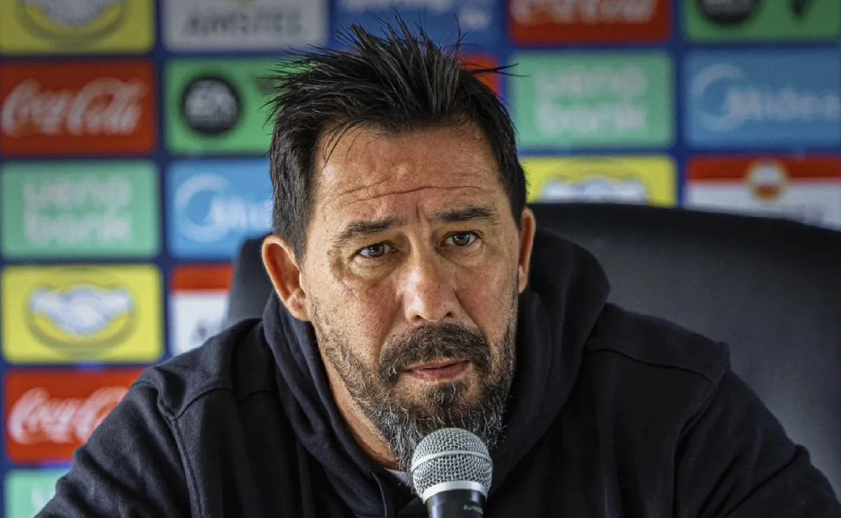 Pablo Sánchez, técnico do Olimpia, projeta duelo contra o Vasco e cita perspectiva em São Januário